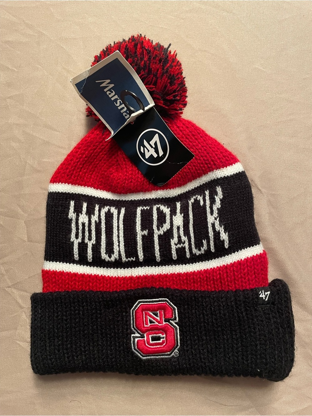 NWT '47 Brand NC State Wolfpack Beanie Adult OSFA Toboggan Pom Top NCAAF